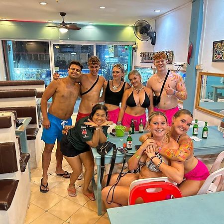 האד רין Haadrin Fellini Hostel & Pizzeria מראה חיצוני תמונה