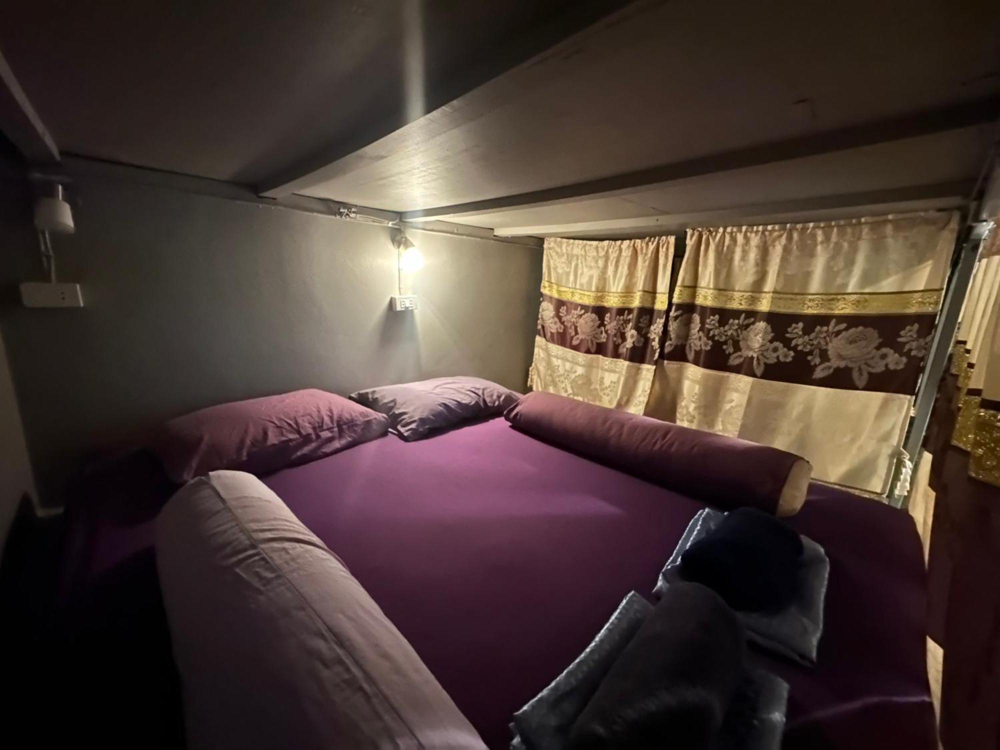 האד רין Haadrin Fellini Hostel & Pizzeria מראה חיצוני תמונה